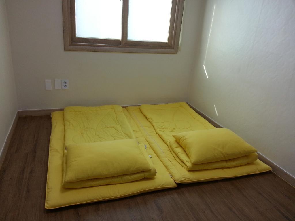 Gangneung Ing Guesthouse חדר תמונה