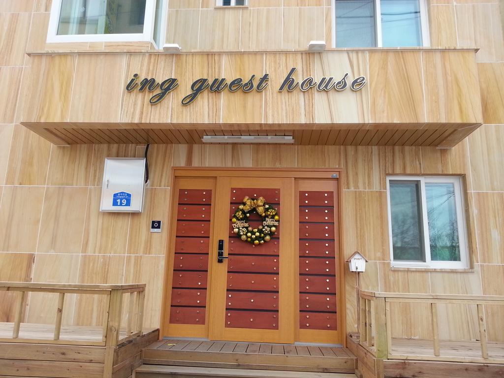 Gangneung Ing Guesthouse מראה חיצוני תמונה