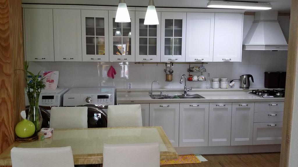Gangneung Ing Guesthouse מראה חיצוני תמונה